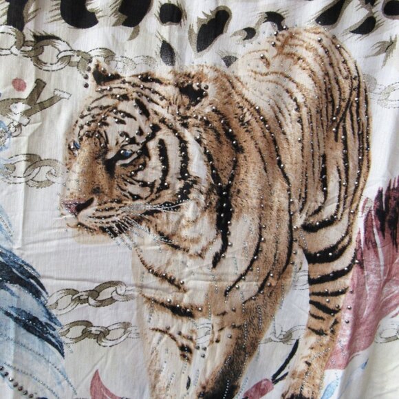 Women's Tan Beige Tiger Print Short Sleeve Stretchy Graphic Shirt Sparkle Top - Picture 2 of 3